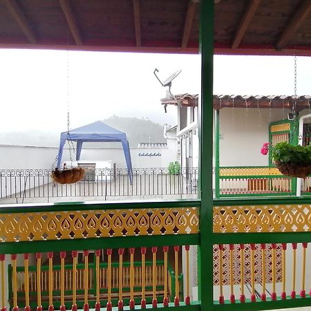 Balcones Del Parque Jardin Hotel Exterior photo